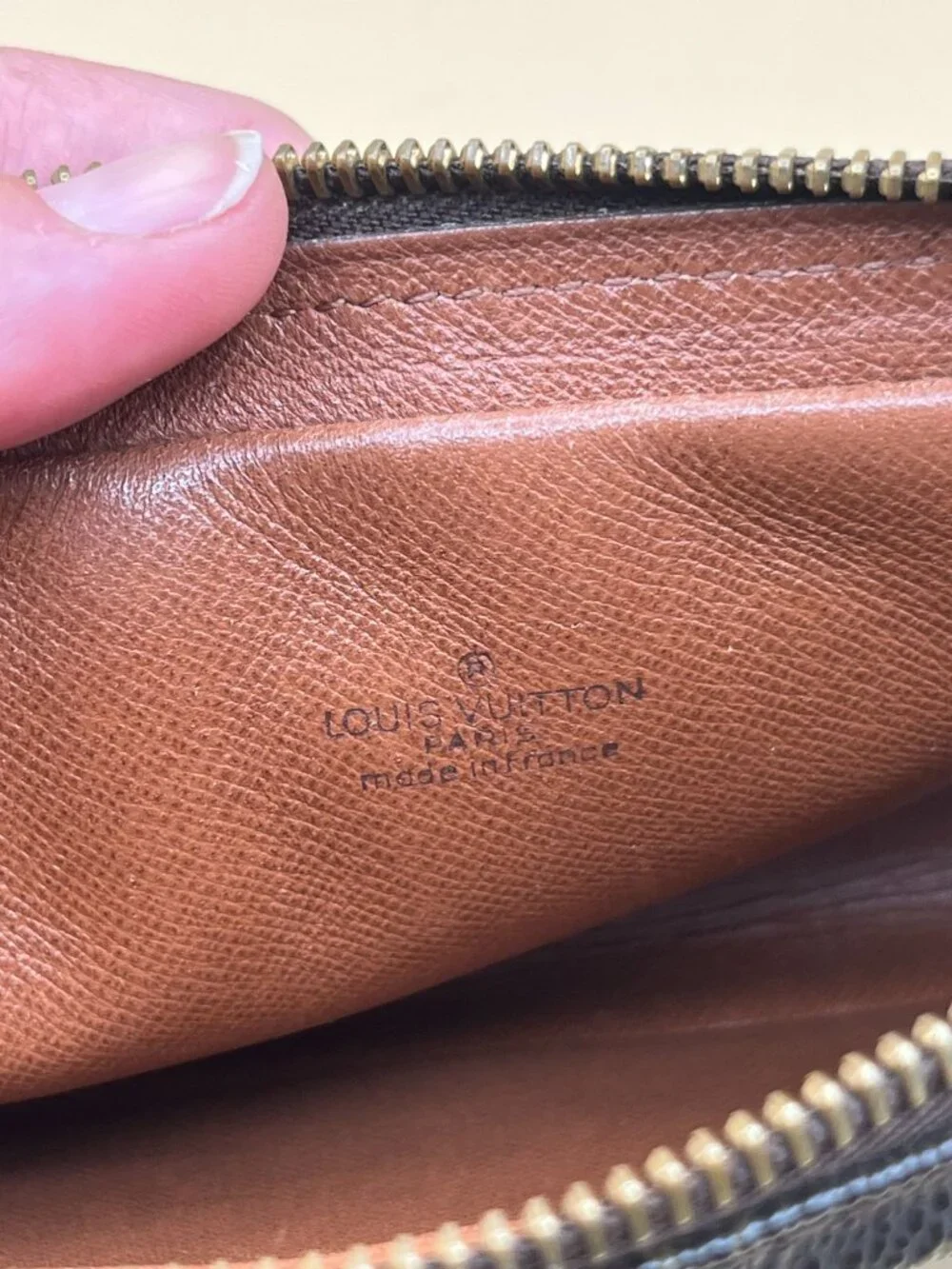 Louis Vuitton Monogram Pochette Marly Dragonne GM Clutch Wristlet M51825 France